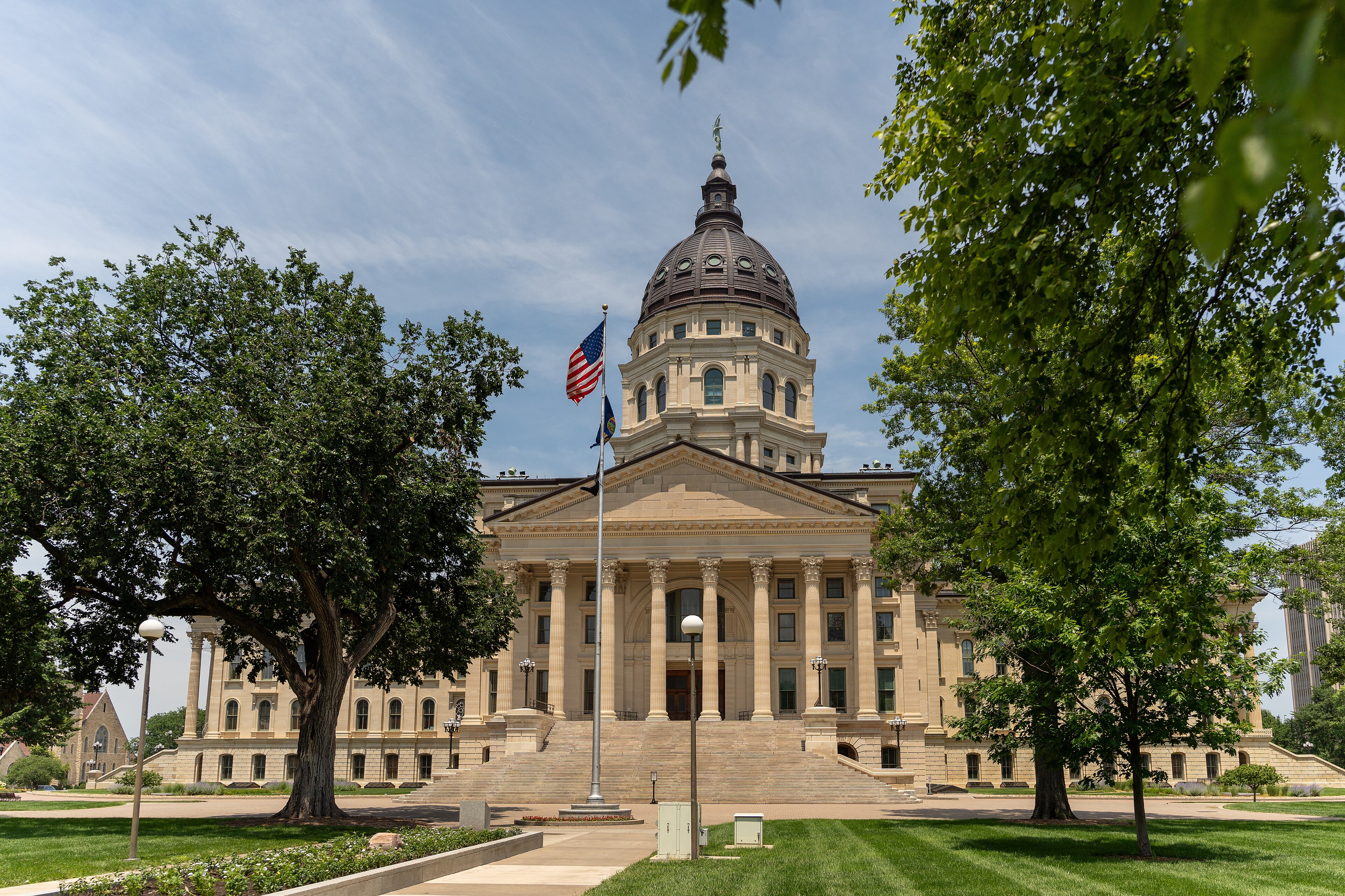 Kansas landmark or civic architecture for statewide court reporting coverage