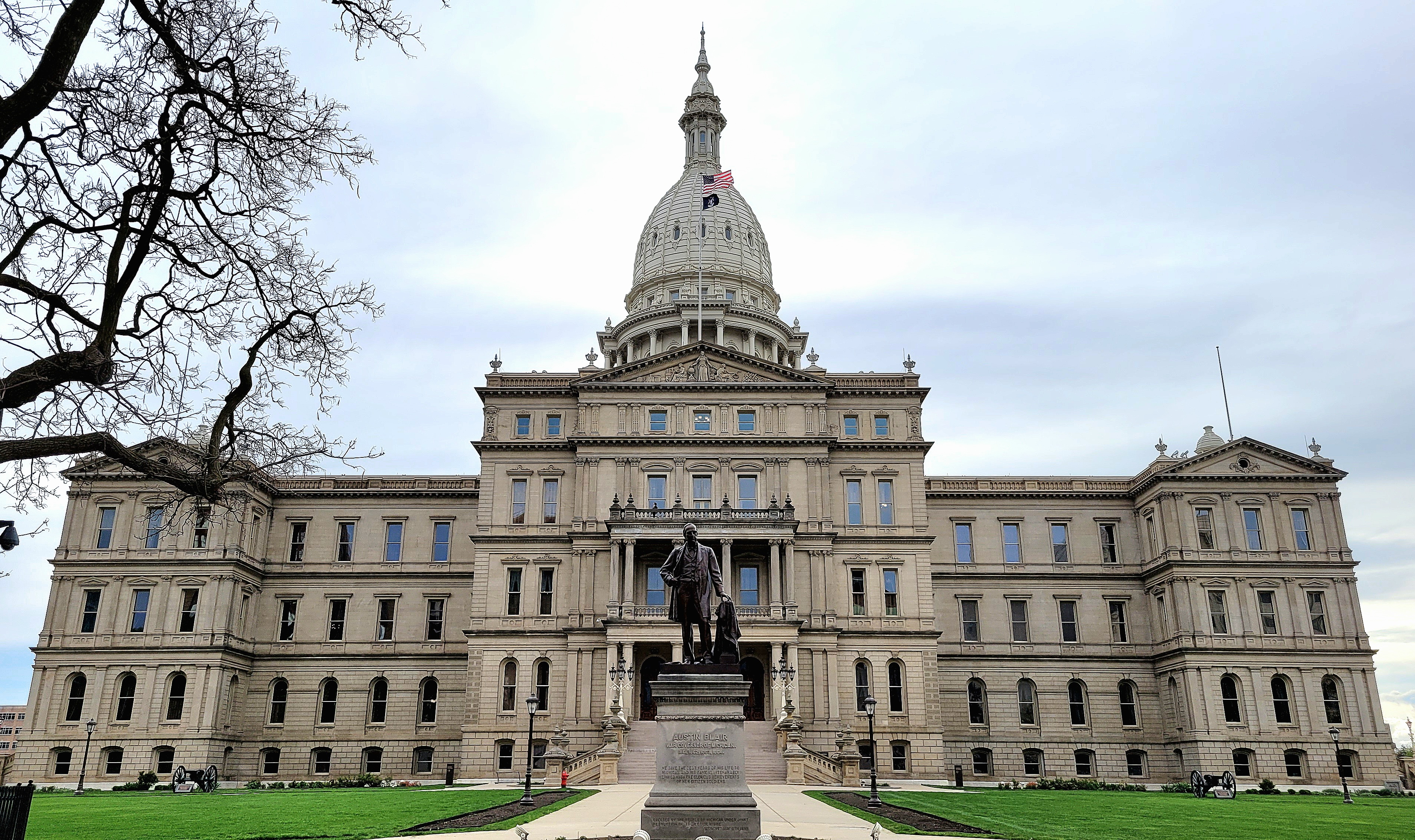 Michigan landmark or civic architecture for statewide court reporting coverage