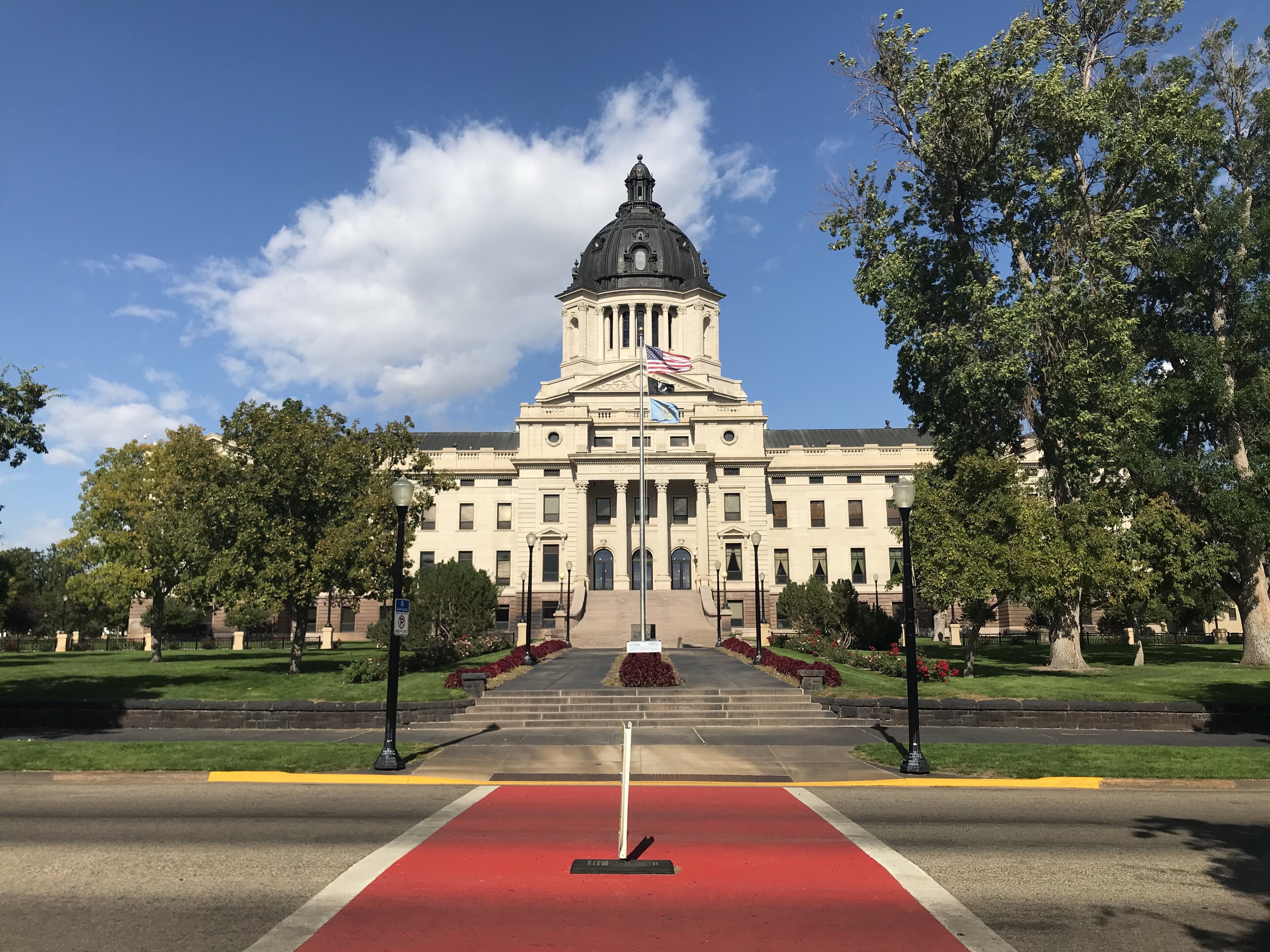 South Dakota landmark or civic architecture for statewide court reporting coverage
